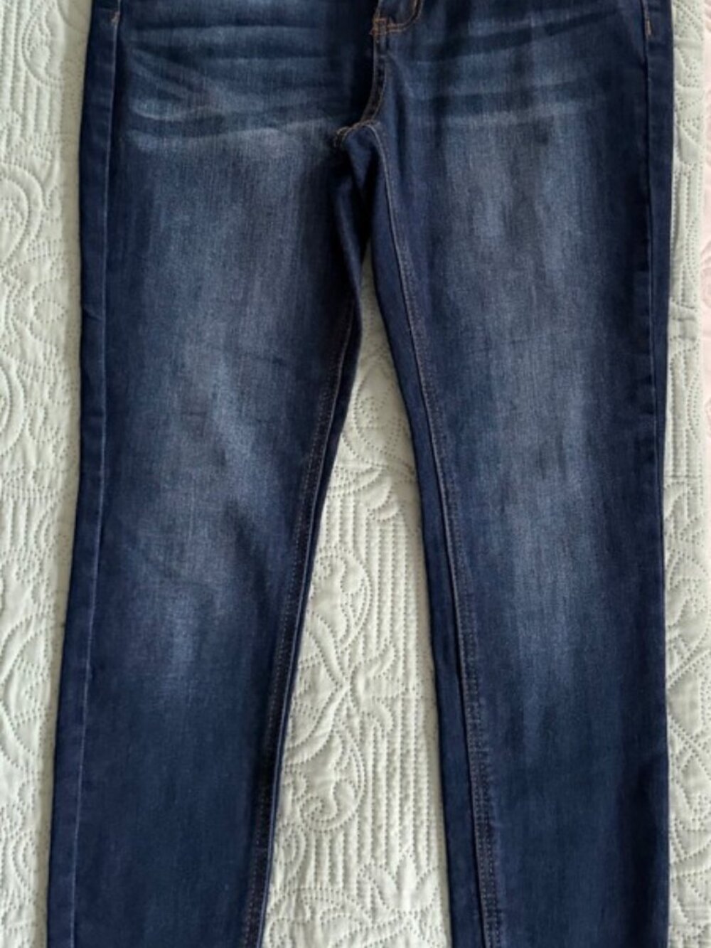 Mid-Rise Blue Jean Jegging